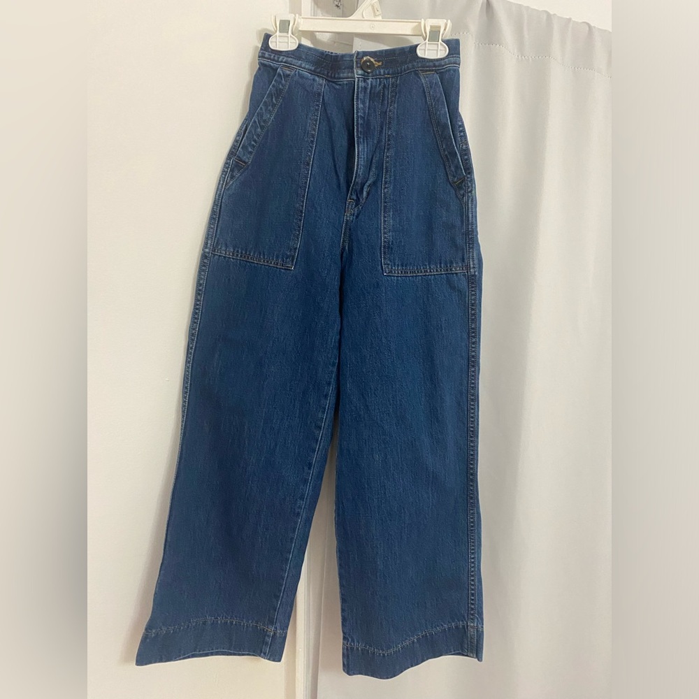 Uniqlo High-Waisted Blue Wide Leg Jeans